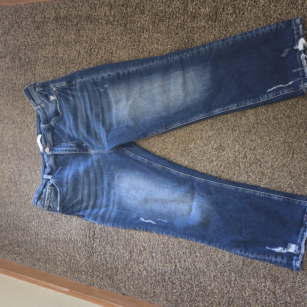 Kancan Womens Cropped Straight Leg Distressed Jeans